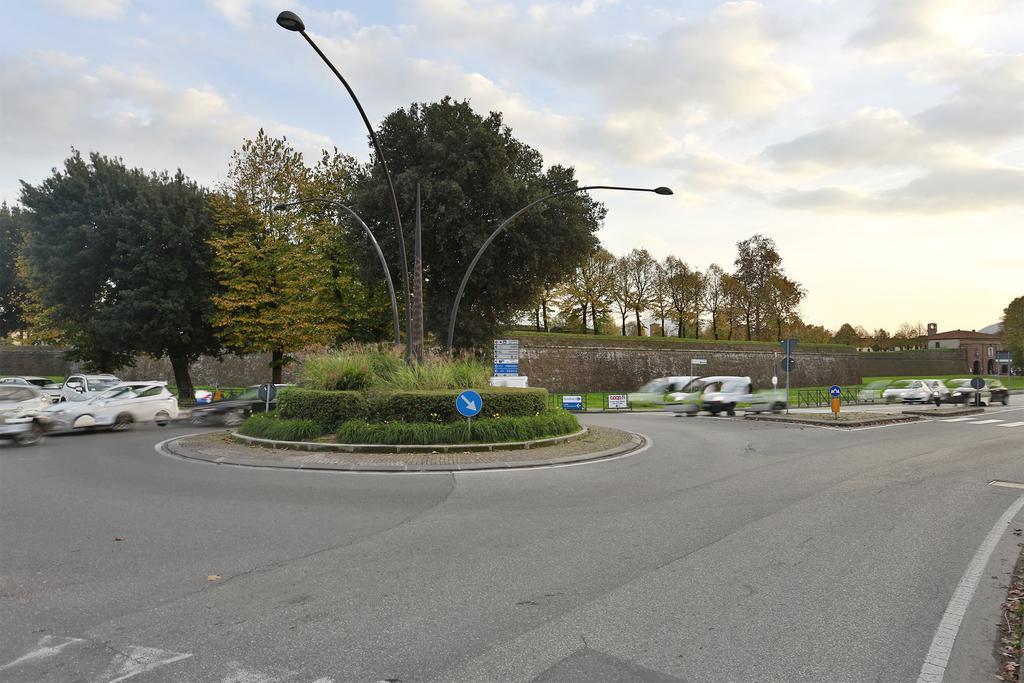 Dependance Civitali37 Lucca Buitenkant foto